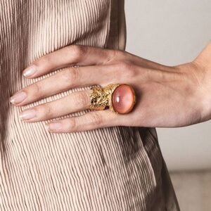 NWT Yves Saint Laurent Sz 4 RARE Pink YSL Arty Cabochon Statement 24KT Gold Ring
